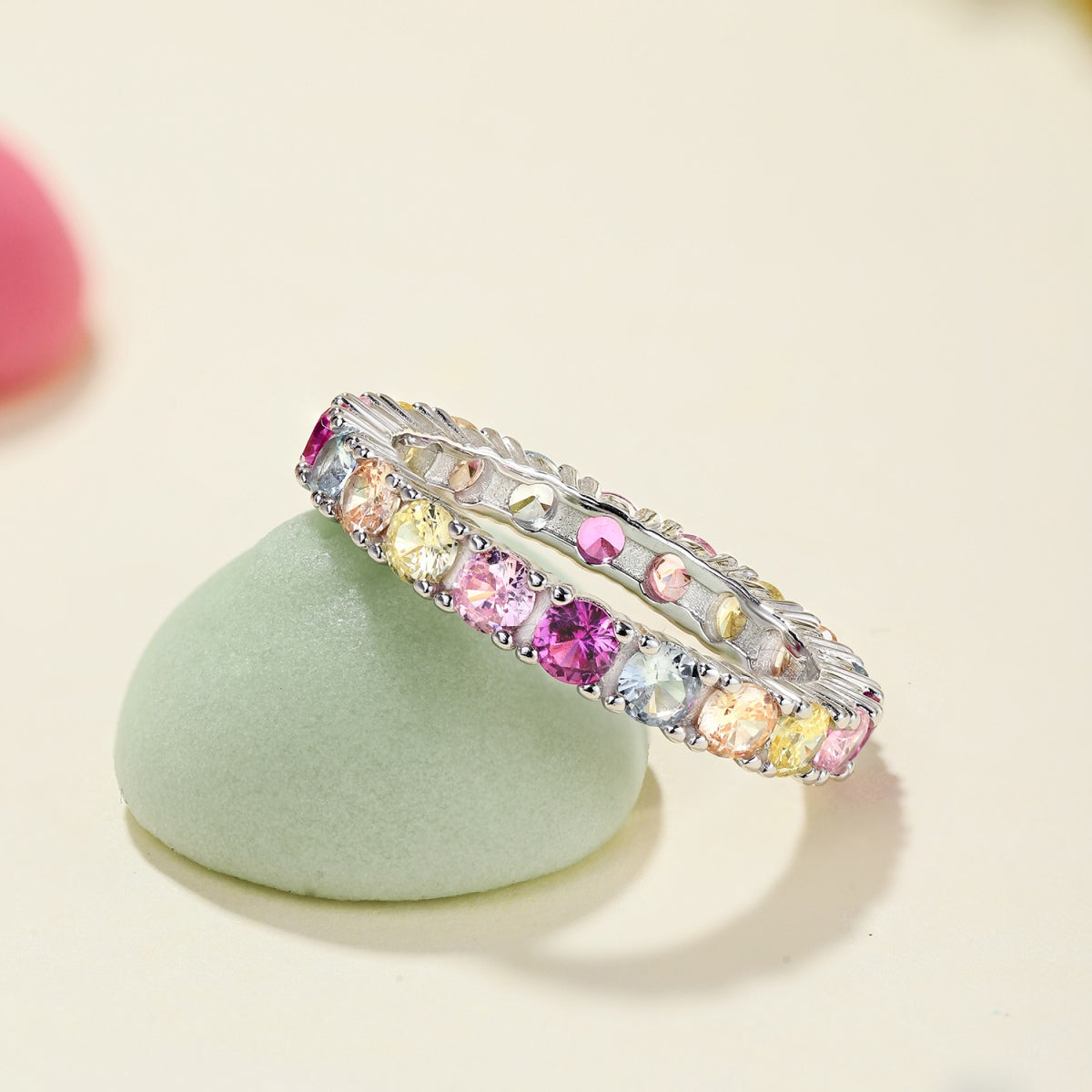 [Together]Dazzling Lustrous Round Cut Tennis Ring